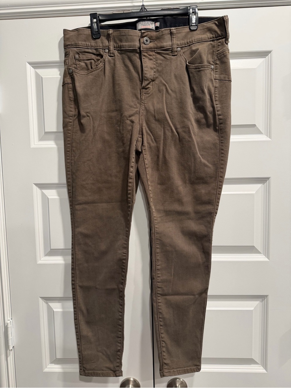 Torrid Bombshell Skinny Pants in Green